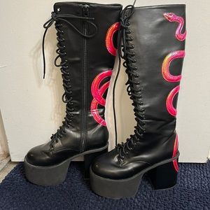 Dolls Kill Rave Snake Platform Boots Size 6